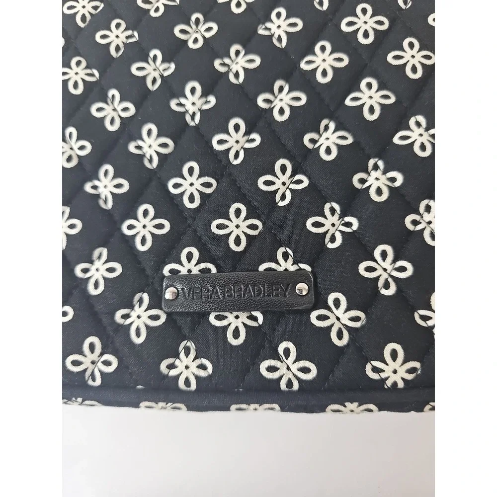 Vera Bradley‎ Padded Black White Floral Computer Laptop Sleeve Bag